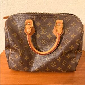 Louis Vuitton Speedy 25